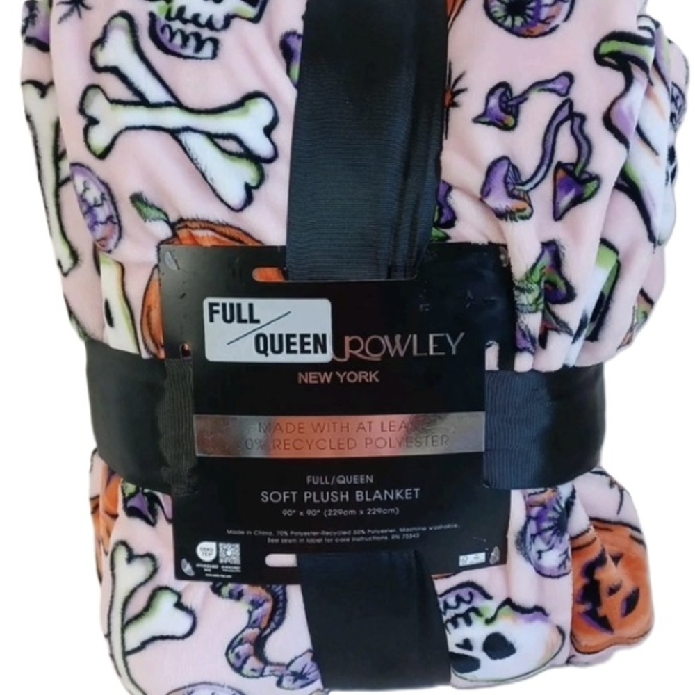 Cynthia Rowley Halloween Full/Queen Multicolor 90”x90” Soft Blanket